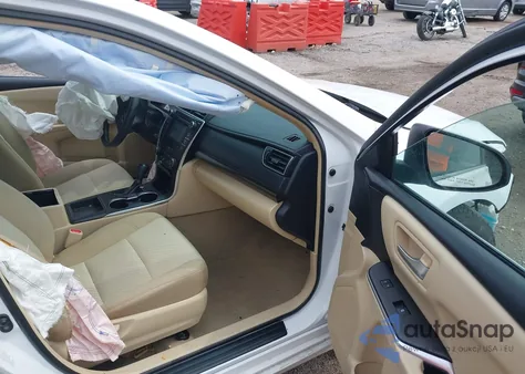 2015 Toyota Camry Le из США, поврежденный, VIN 4T1BF1FK1FU097342